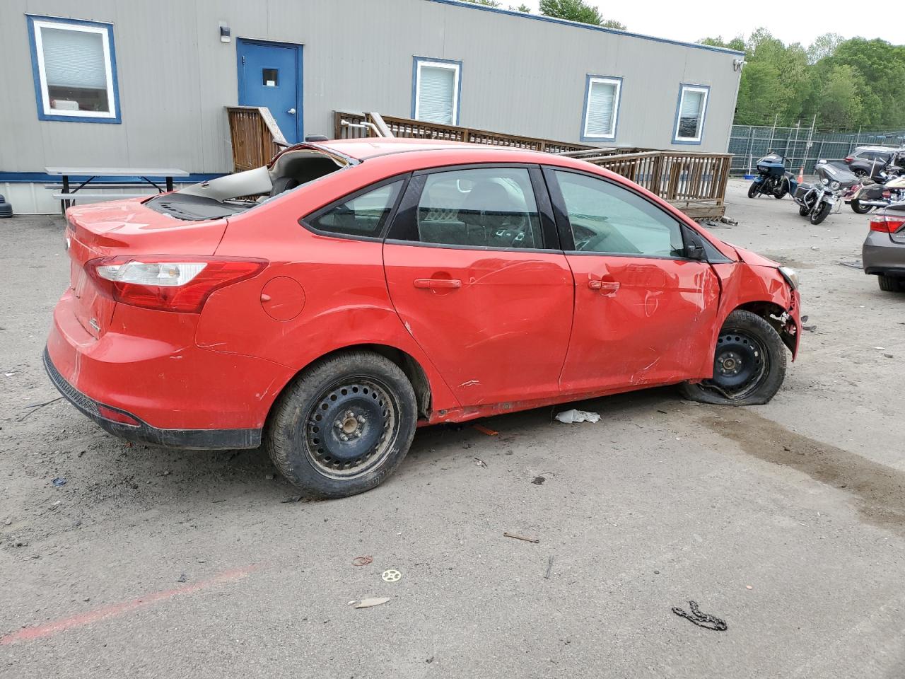 1FAHP3F26CL457090 2012 Ford Focus Se