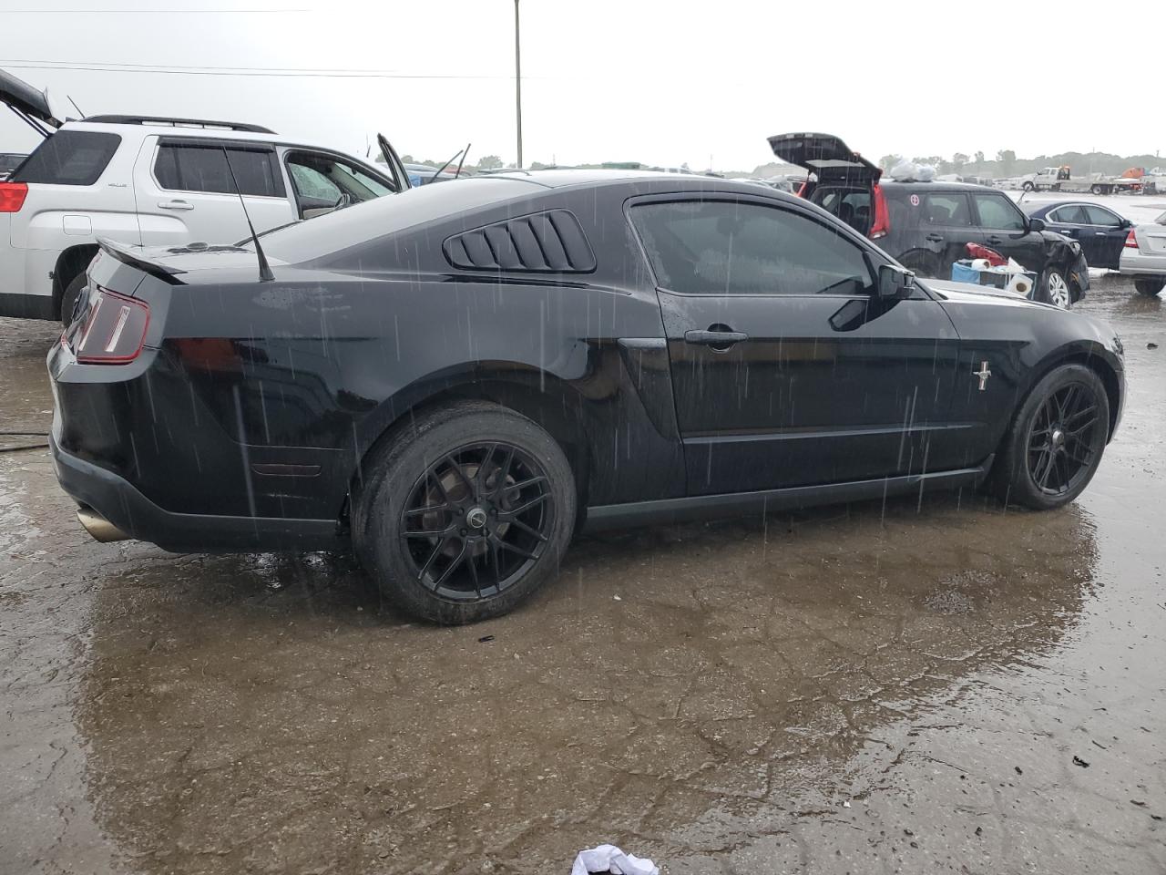 1ZVBP8AM5B5152072 2011 Ford Mustang