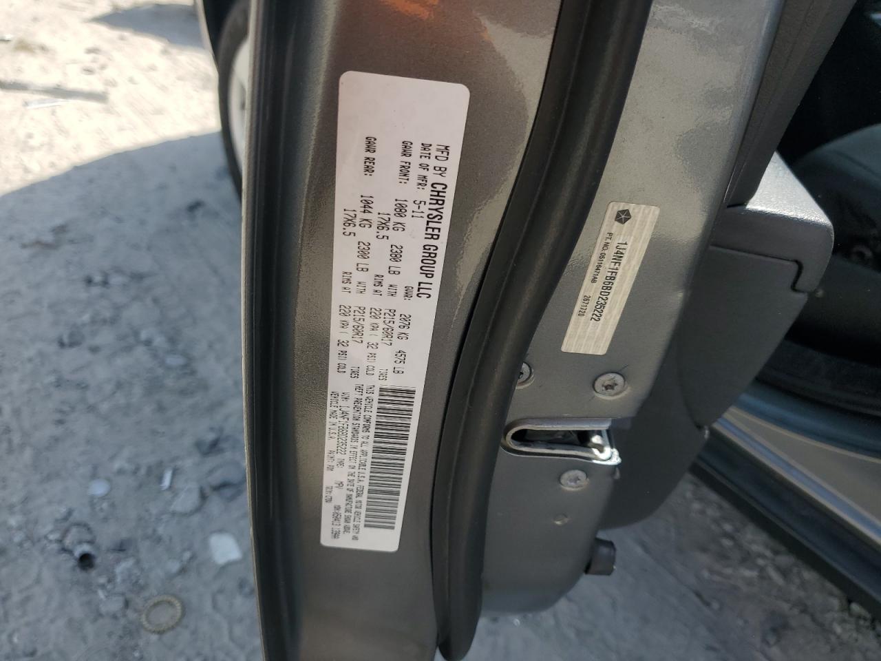 1J4NF1FB6BD235222 2011 Jeep Compass Sport