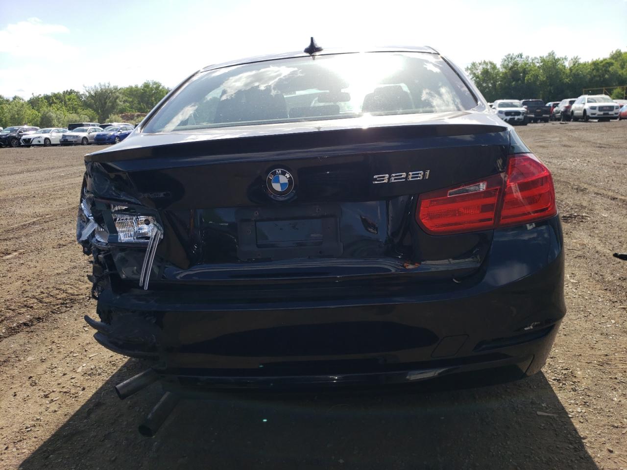 WBA3B3G50FNT18221 2015 BMW 328 Xi