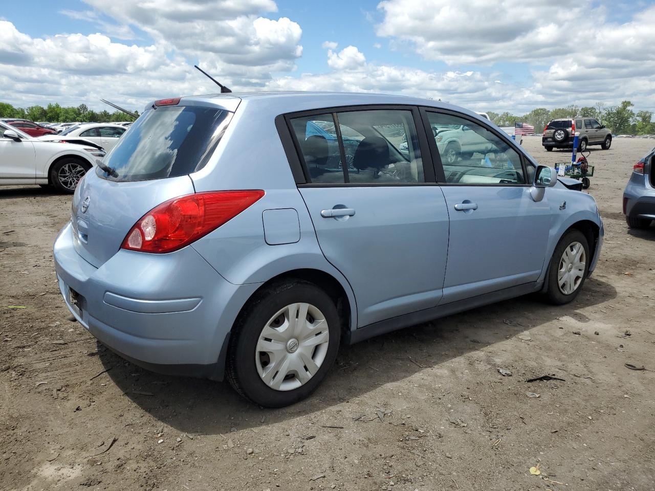 3N1BC1CP5BL412311 2011 Nissan Versa S