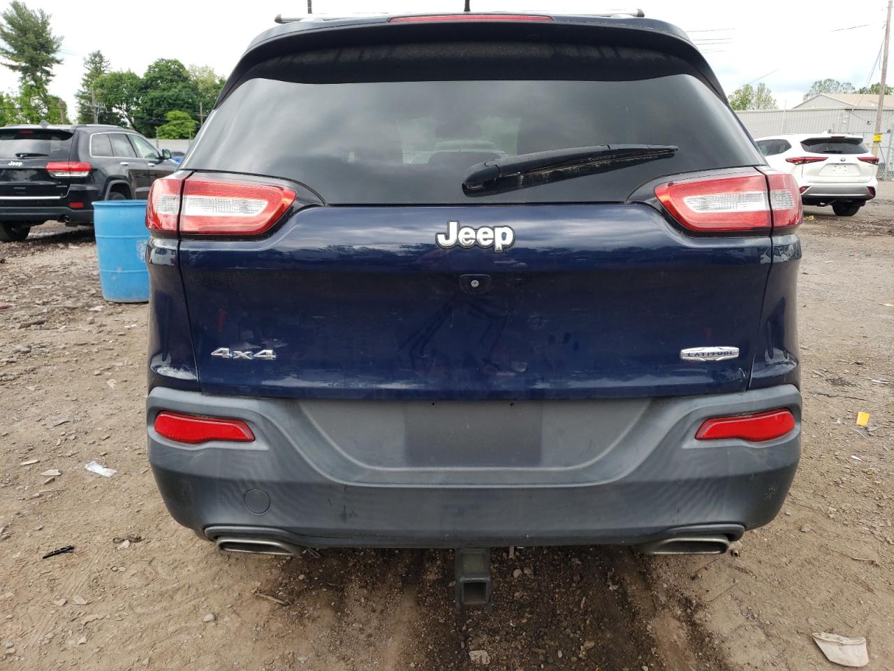 1C4PJMCS0FW563779 2015 Jeep Cherokee Latitude