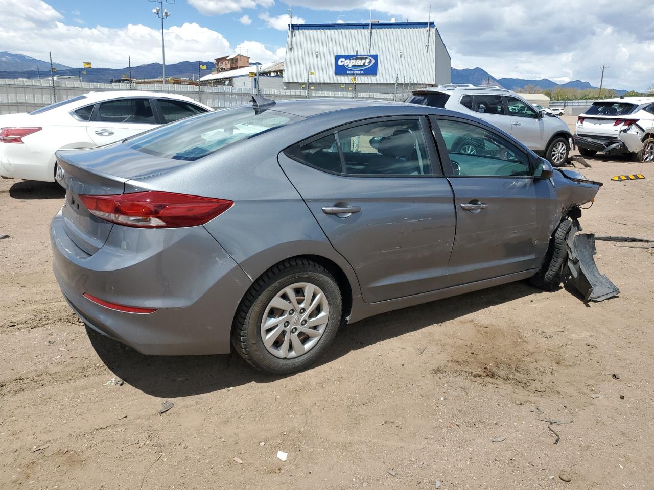 2017 Hyundai Elantra Se vin: KMHD74LF9HU084601