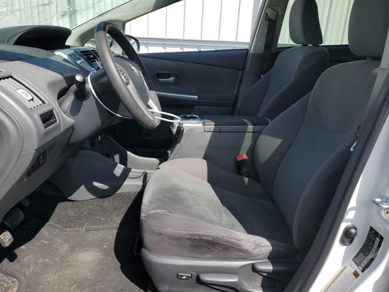 JTDZN3EU0D3231359 2013 Toyota Prius V