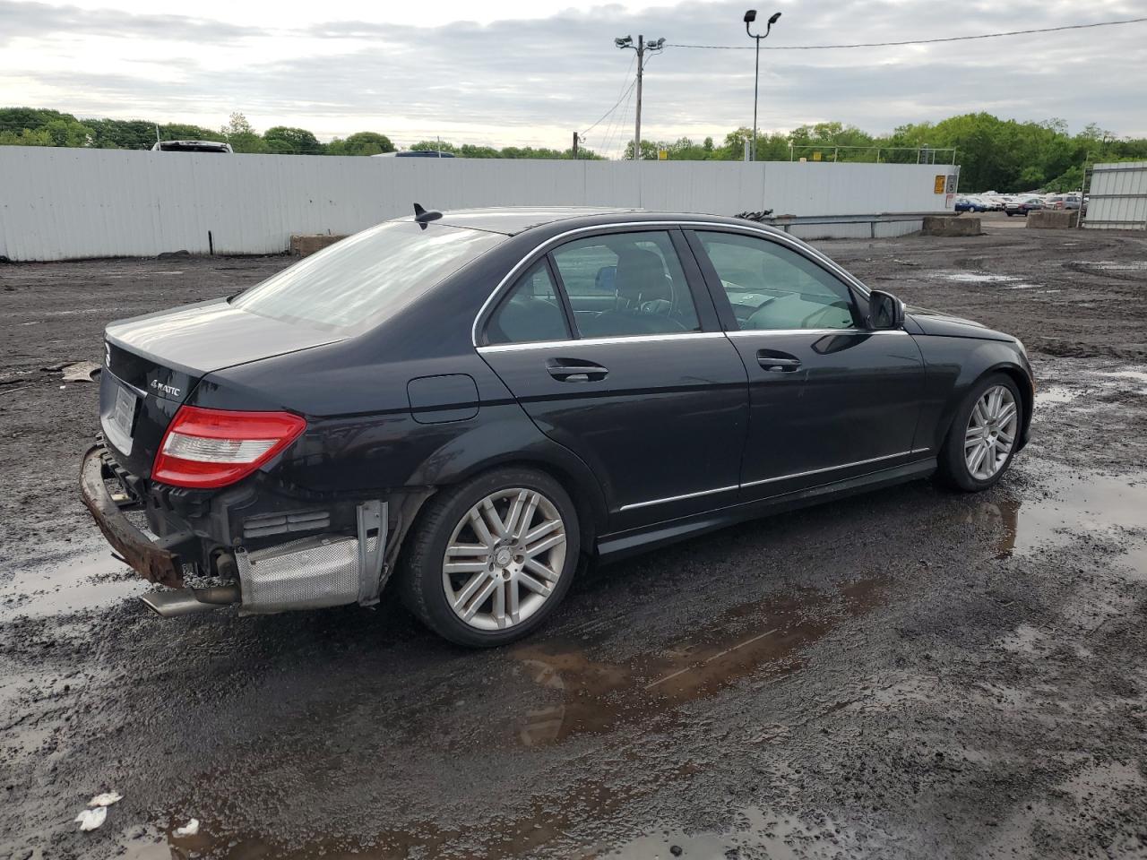 WDDGF81X59R082796 2009 Mercedes-Benz C 300 4Matic