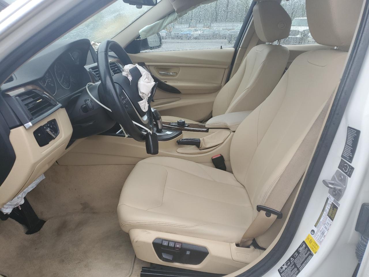 WBA3B5G57FNS12019 2015 BMW 328 Xi Sulev