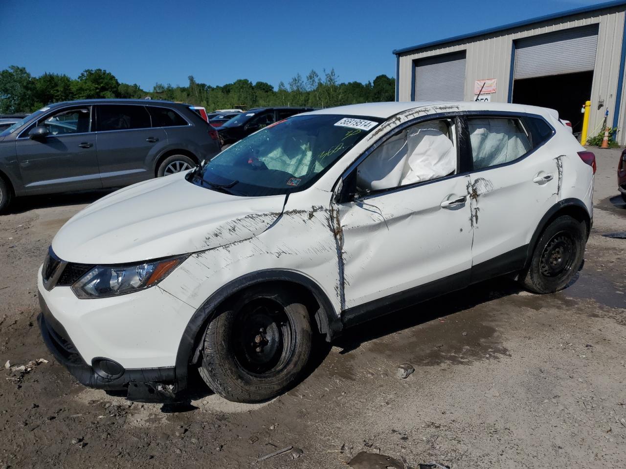 JN1BJ1CR4KW323671 2019 Nissan Rogue Sport S