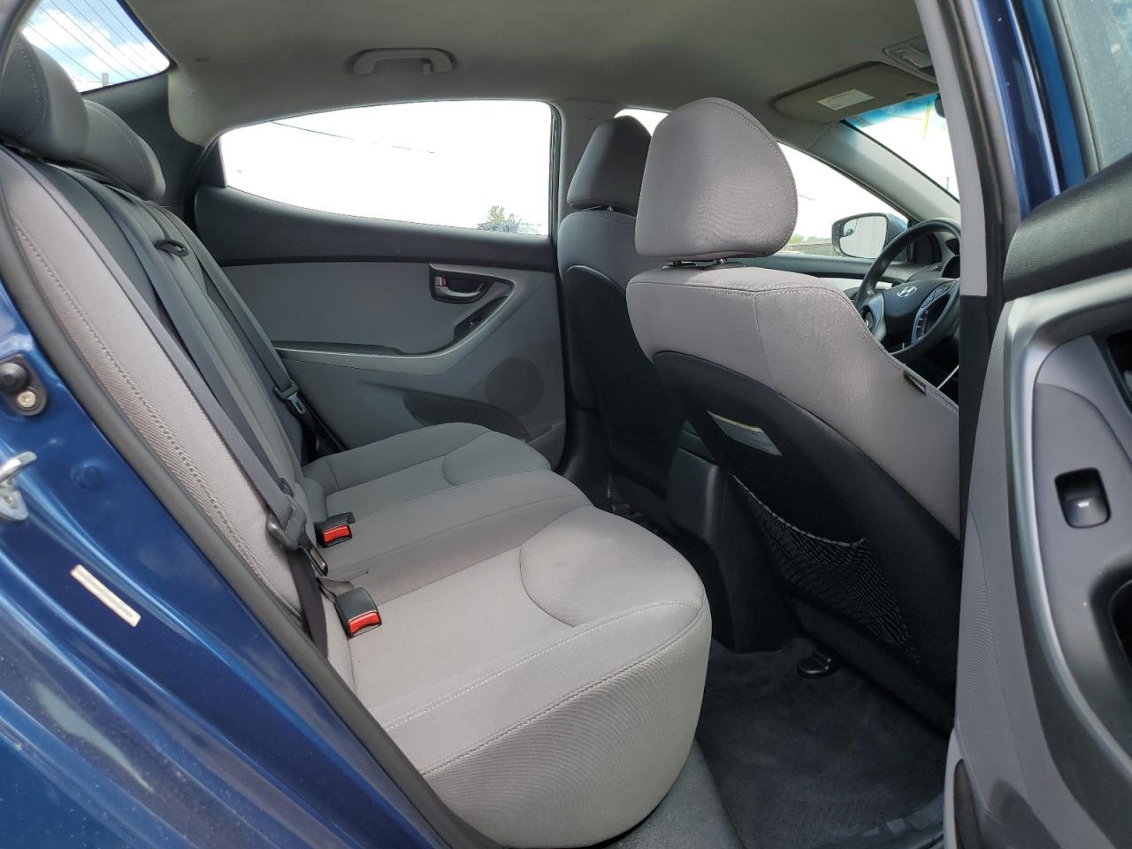 KMHDH4AE1FU224256 2015 Hyundai Elantra Se