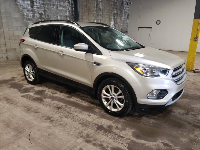 1FMCU0GD9JUC25873 | 2018 Ford escape se