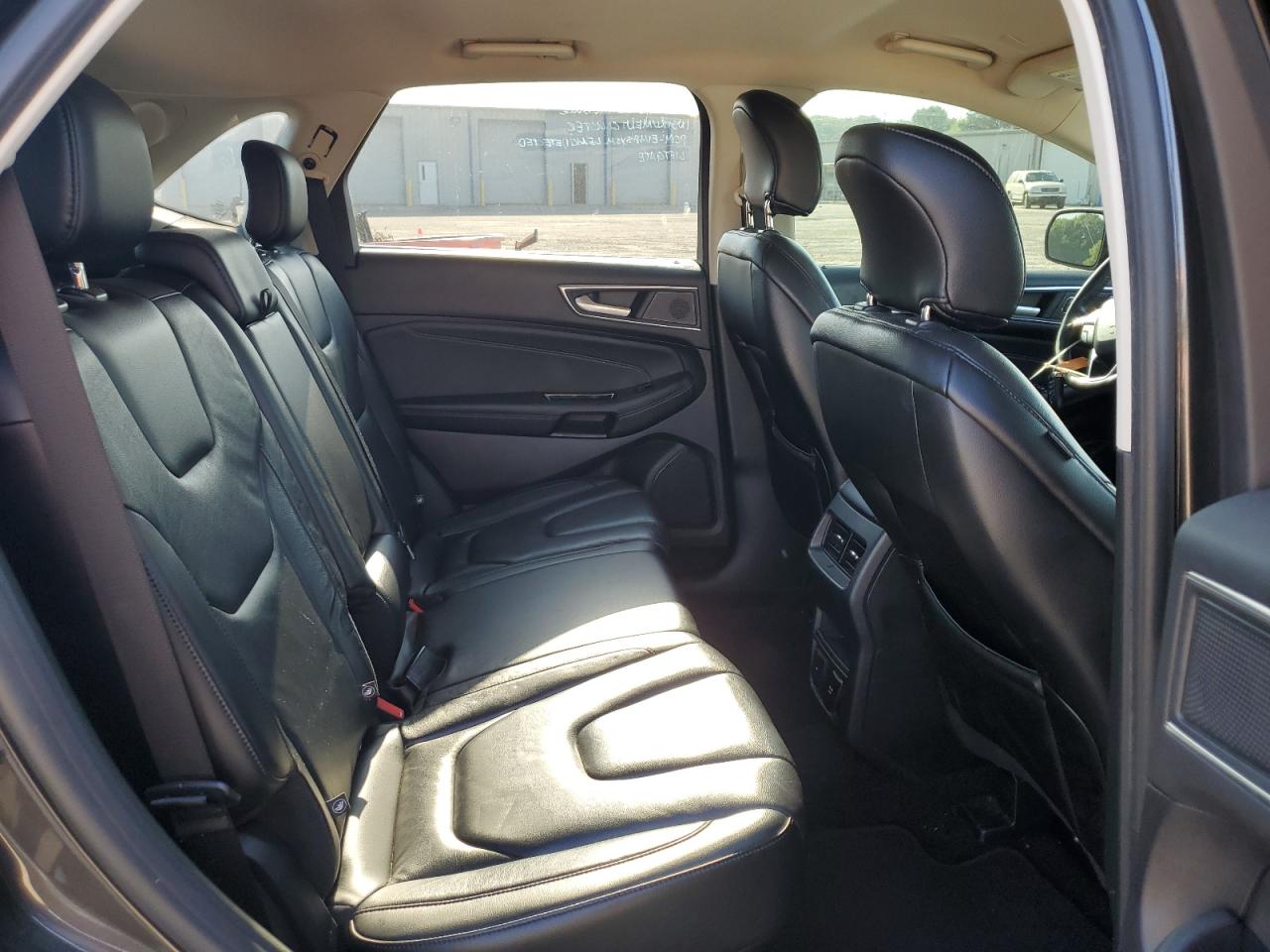 2FMPK3K9XKBC22550 2019 Ford Edge Titanium