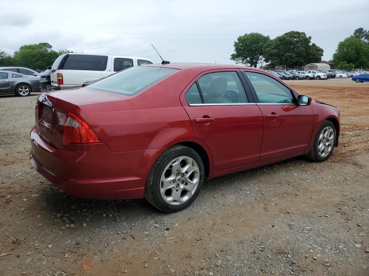 3FAHP0HA3AR116943 2010 Ford Fusion Se