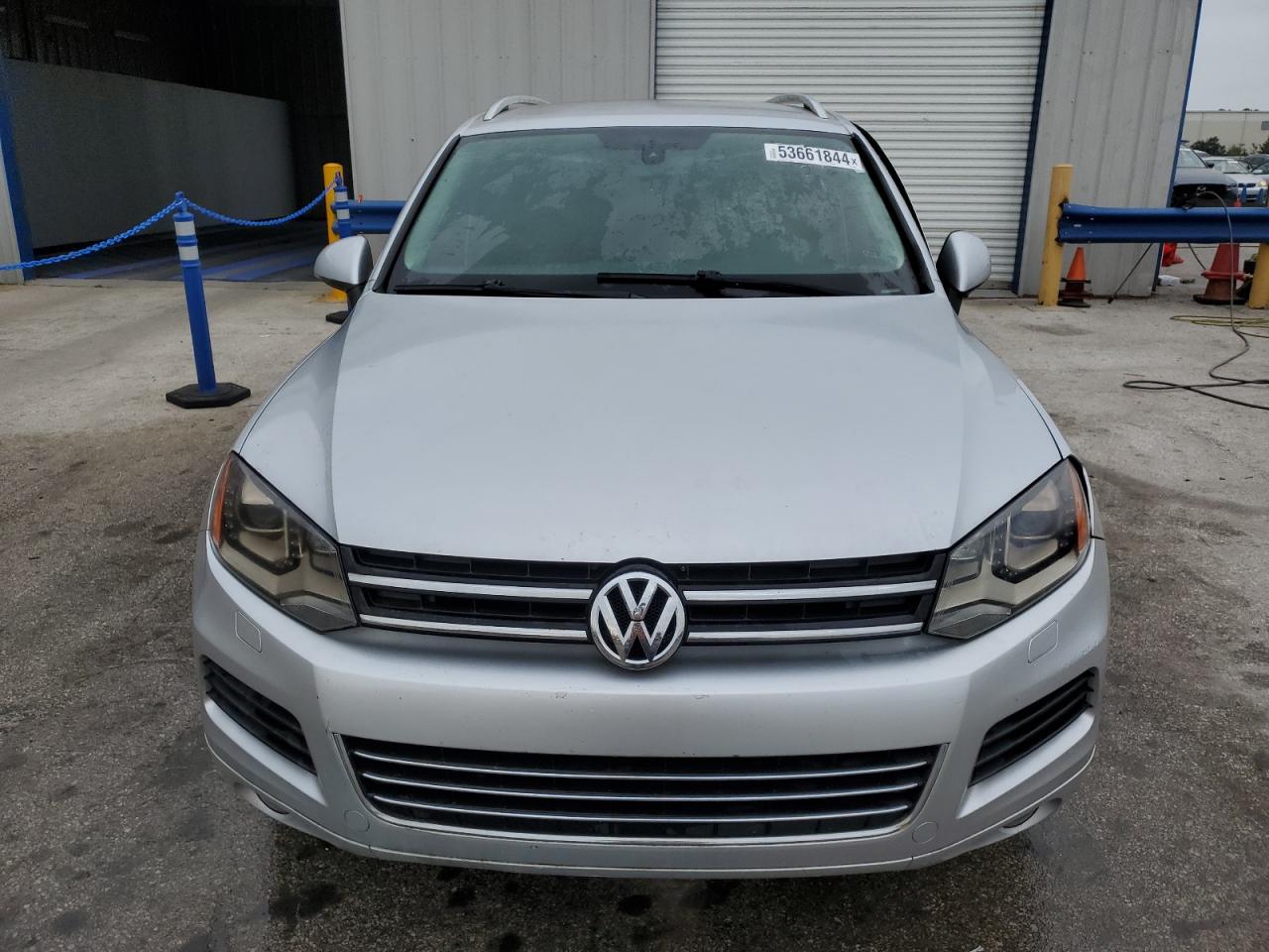 2013 Volkswagen Touareg V6 vin: WVGEF9BP3DD009093