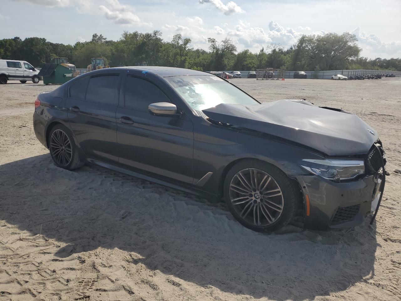 2019 BMW M550Xi vin: WBAJB9C51KB287993