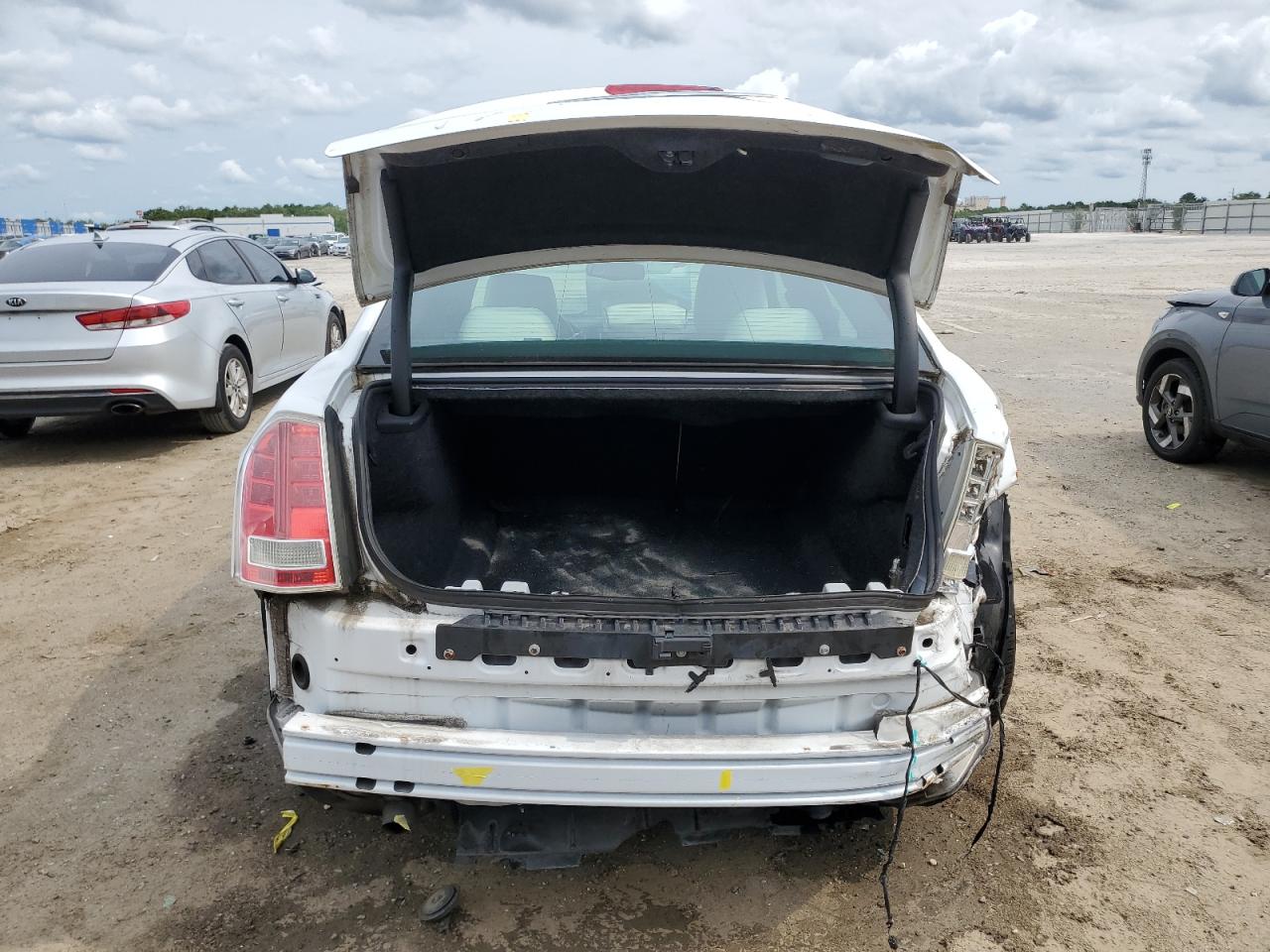 2C3CCAAG5EH336837 2014 Chrysler 300