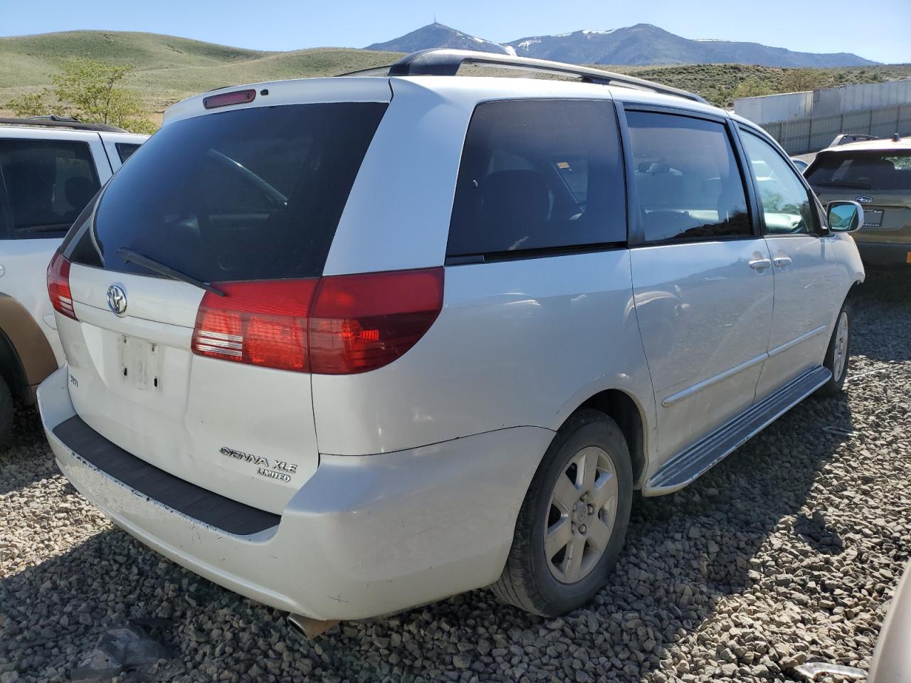 5TDZA22C84S062062 2004 Toyota Sienna Xle