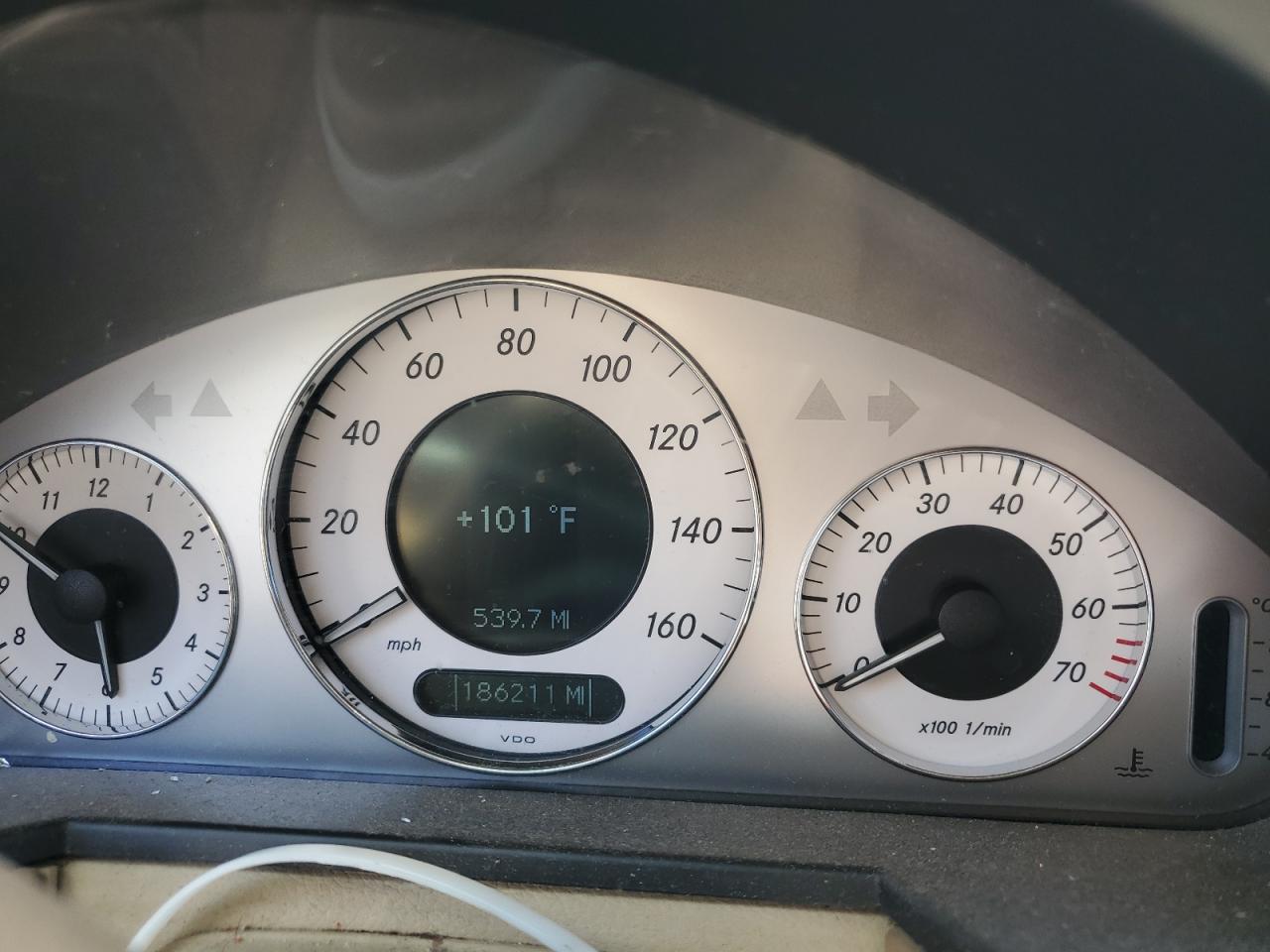 WDBUF56X47B003143 2007 Mercedes-Benz E 350