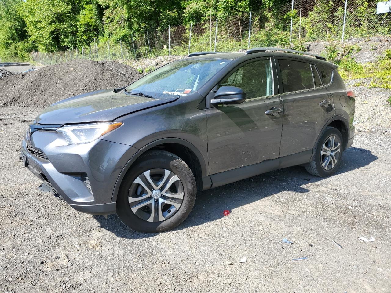 2T3BFREV8JW854568 2018 Toyota Rav4 Le