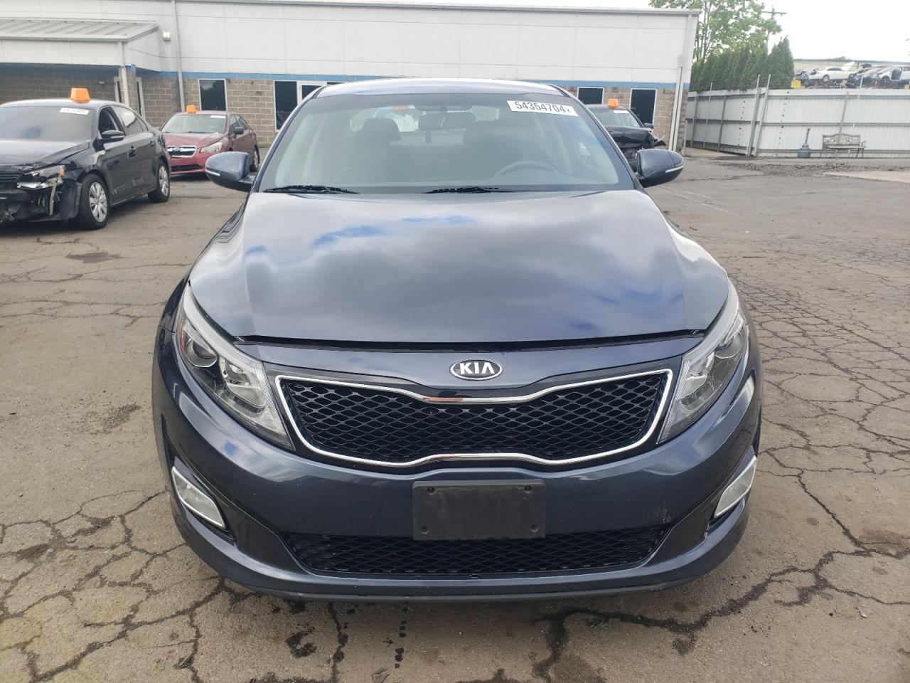 2015 Kia Optima Lx vin: 5XXGM4A70FG470557