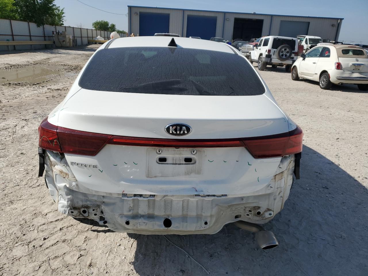 3KPF24AD8KE020536 2019 Kia Forte Fe