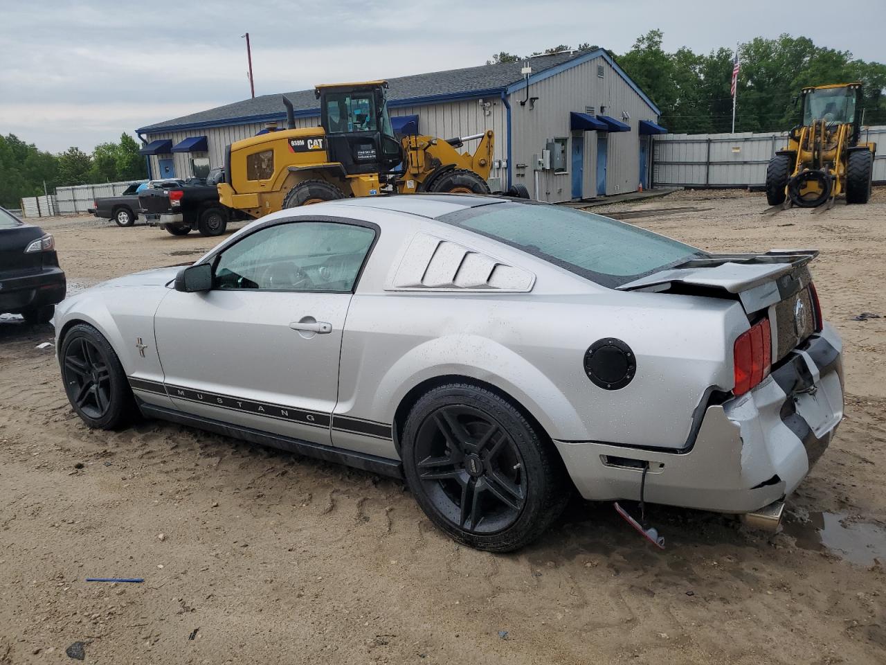 1ZVHT80N275212977 2007 Ford Mustang