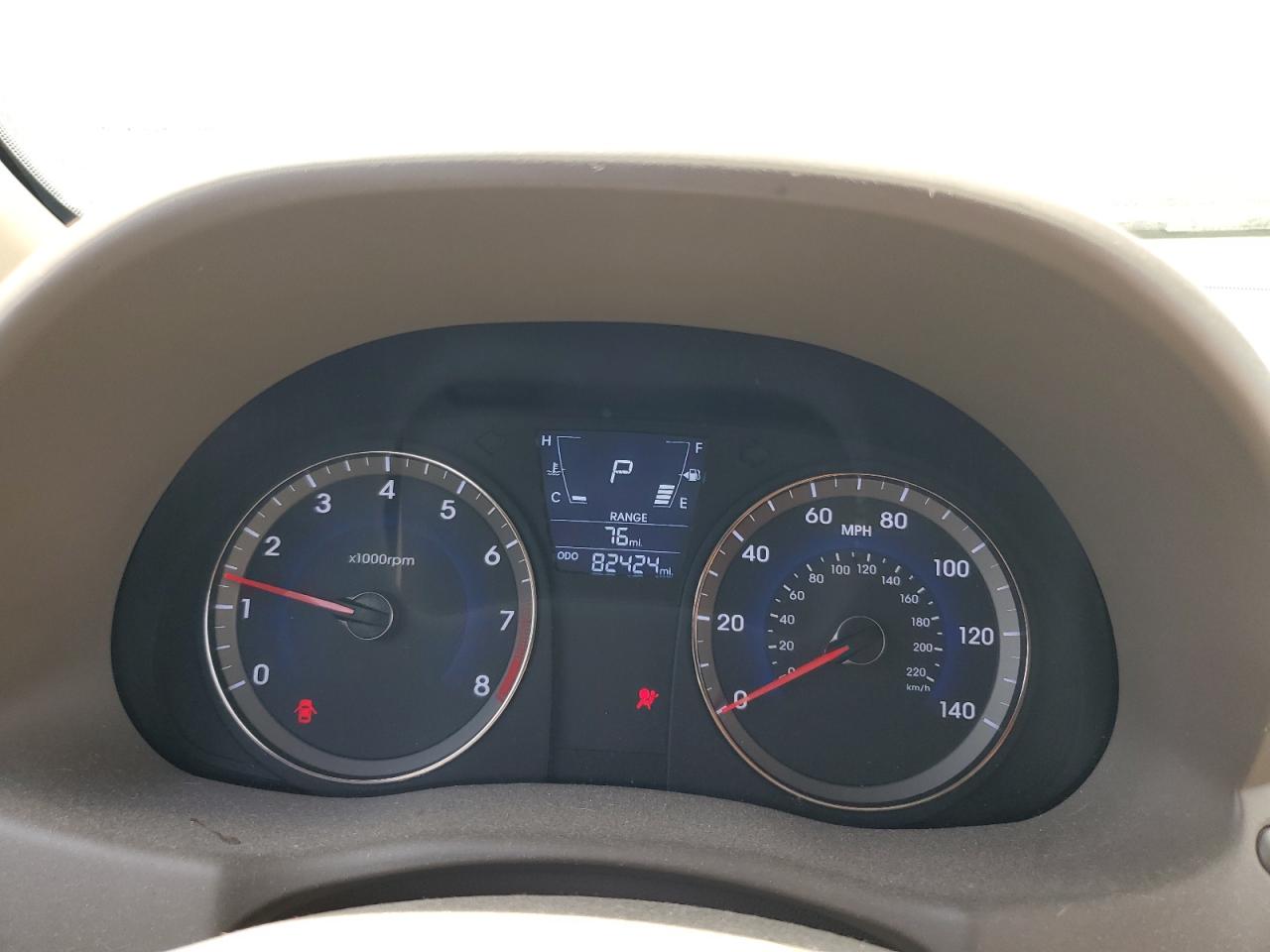 KMHCU4AE9CU238585 2012 Hyundai Accent Gls