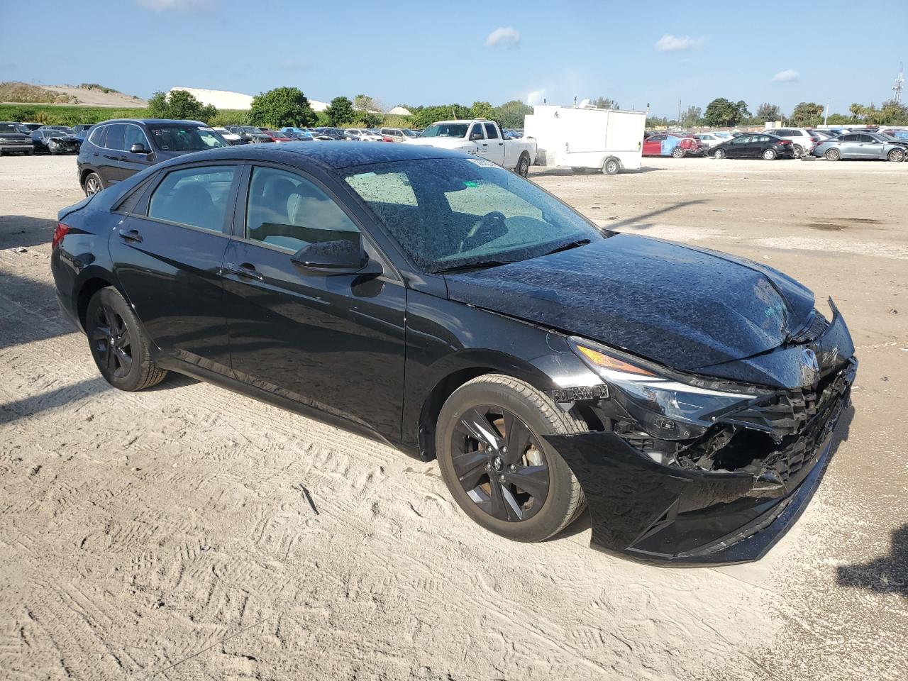 5NPLM4AG0NH080642 2022 Hyundai Elantra Sel