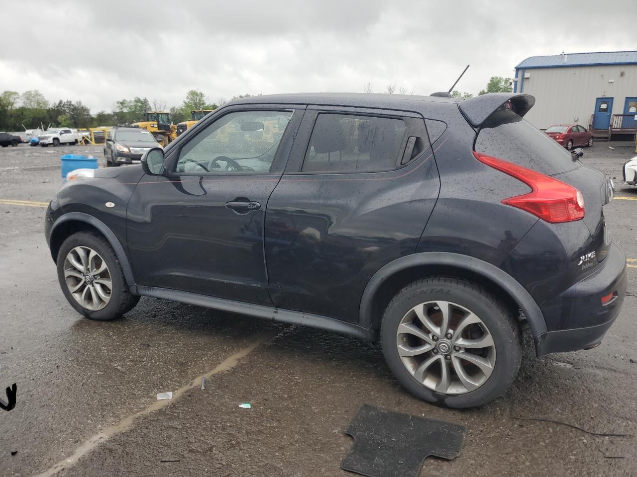 2012 Nissan Juke S vin: JN8AF5MV1CT126381