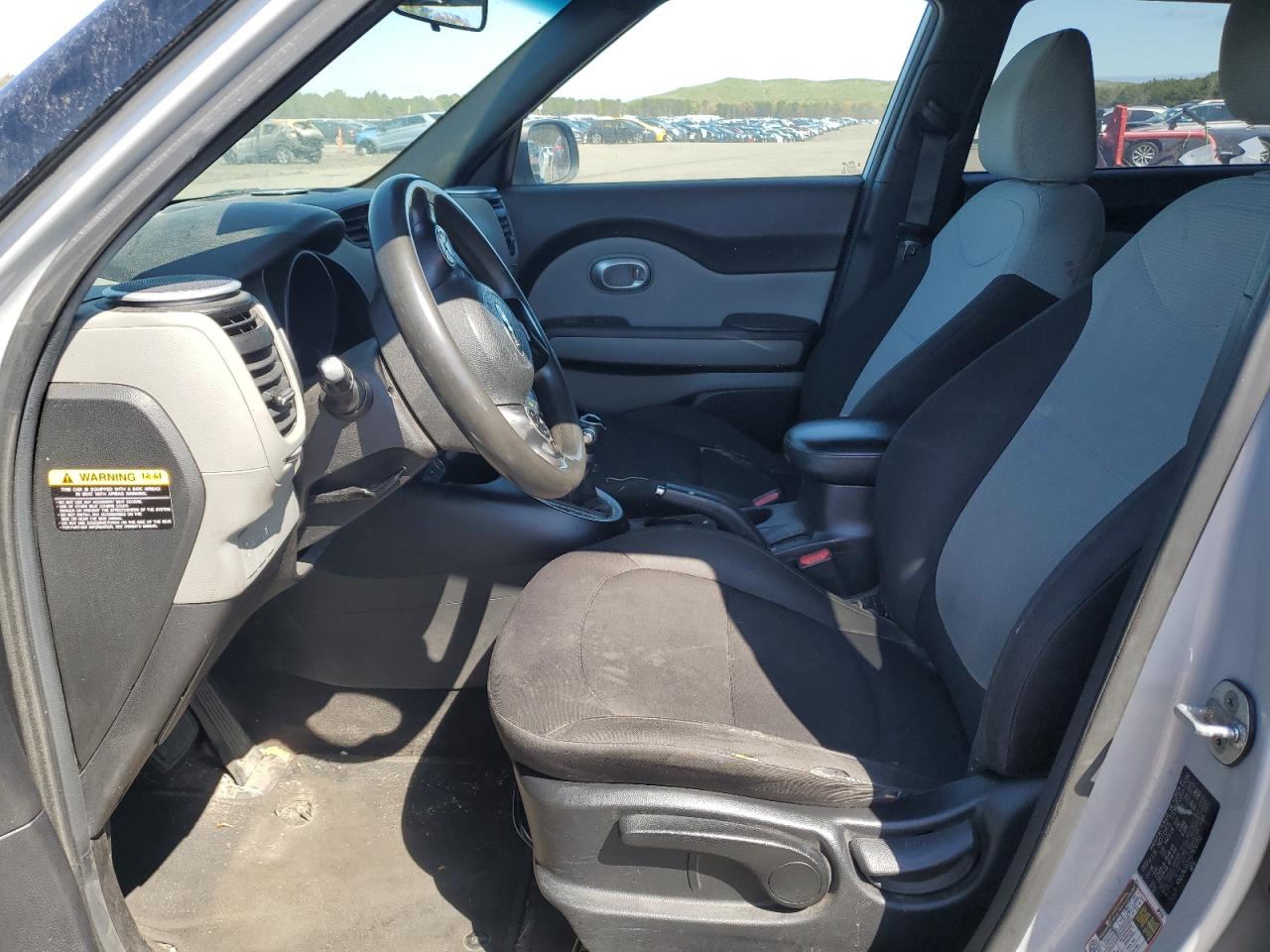 KNDJN2A22G7870755 2016 Kia Soul