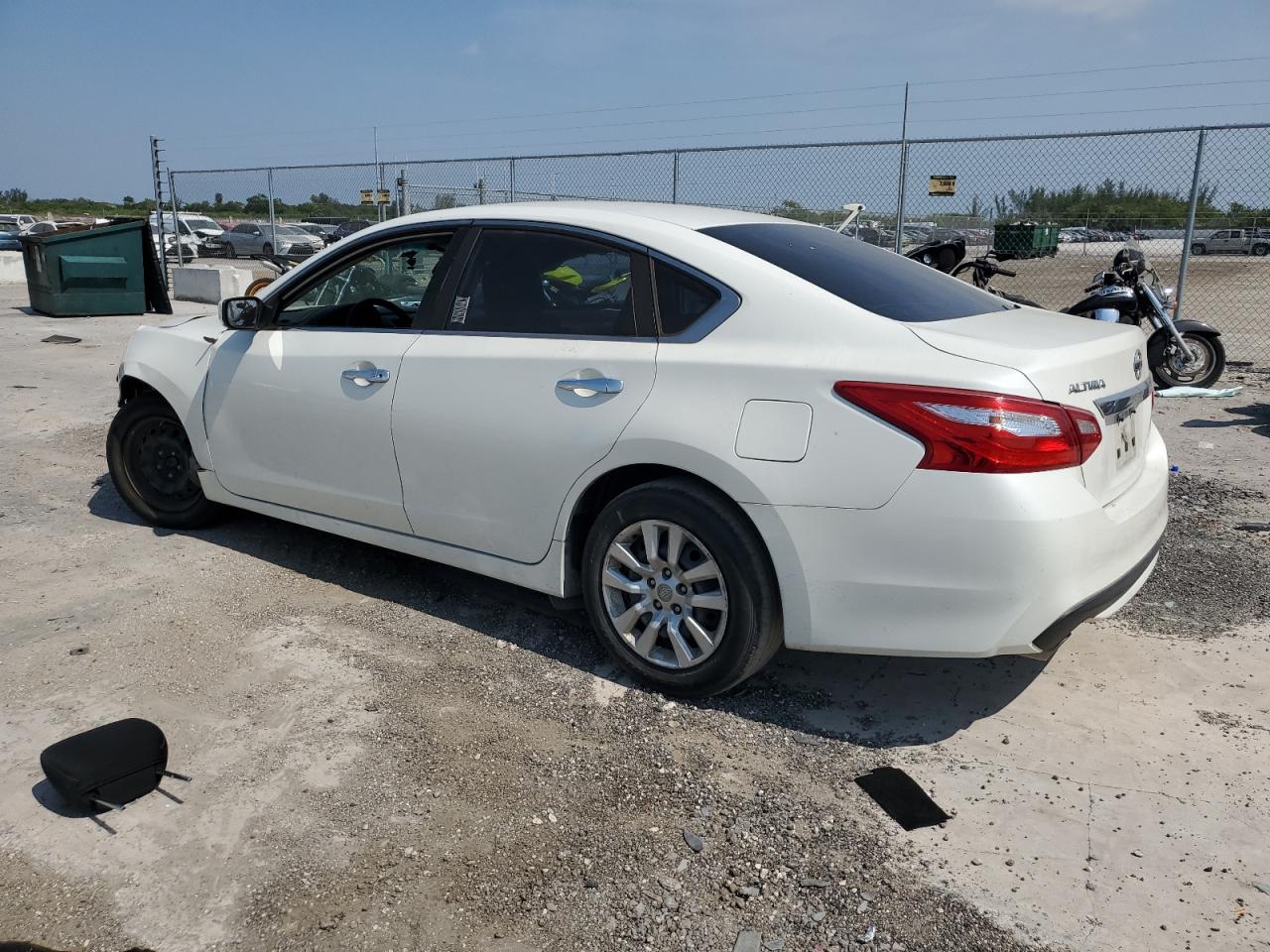 1N4AL3AP9GN306268 2016 Nissan Altima 2.5