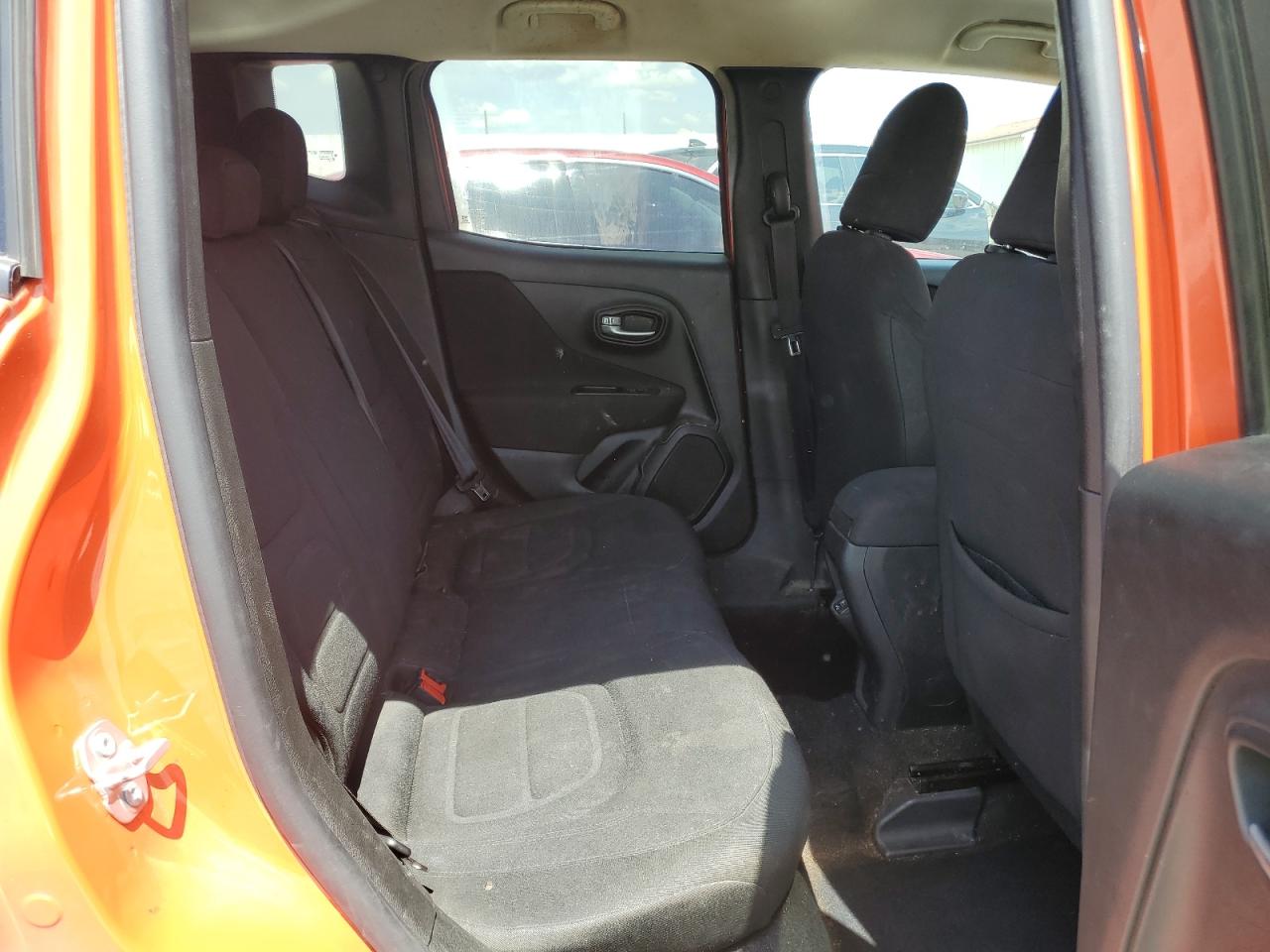 ZACNJABBXLPL50982 2020 Jeep Renegade Latitude