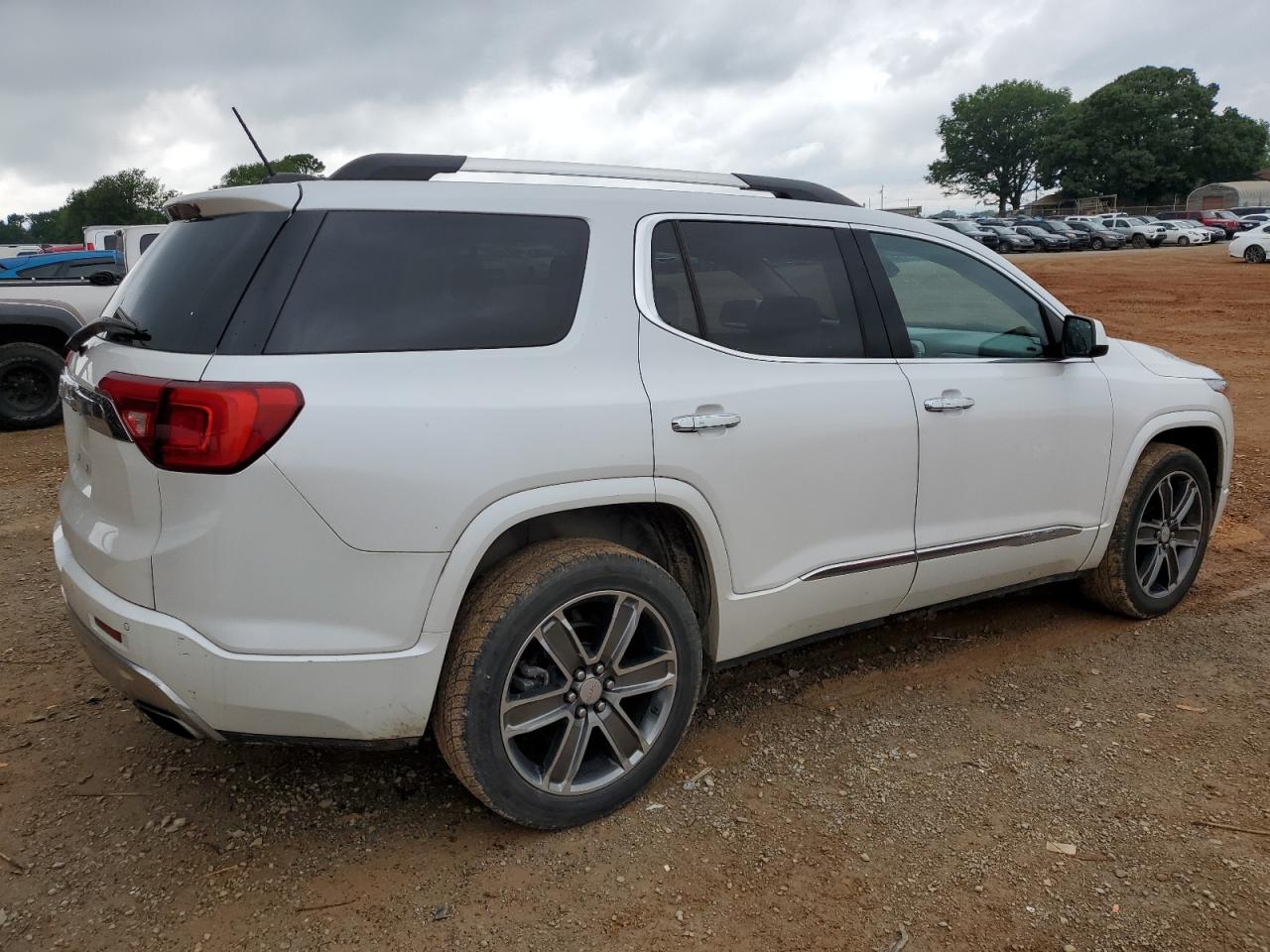 1GKKNPLS0HZ207113 2017 GMC Acadia Denali