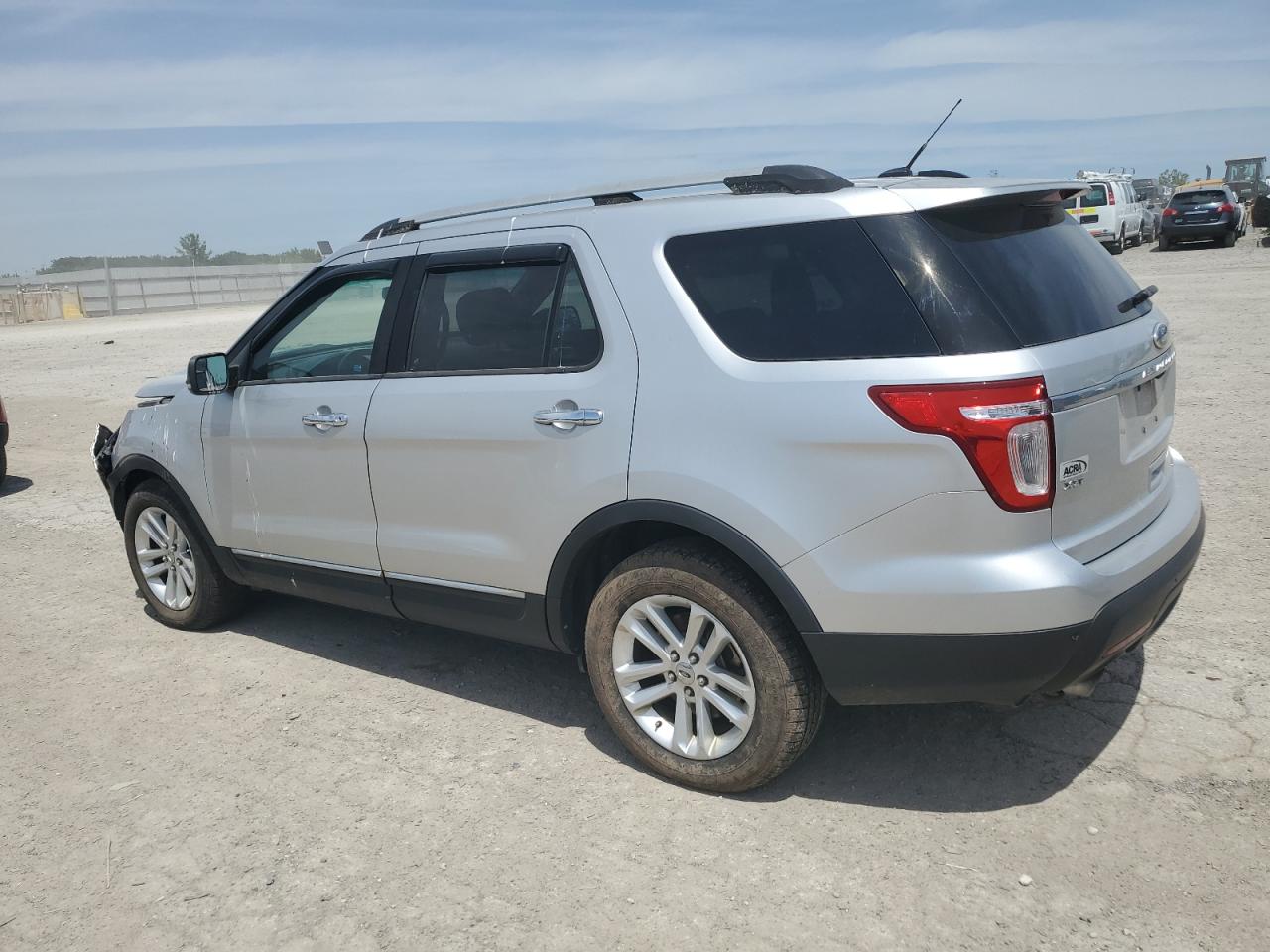 1FMHK8D82BGA24673 2011 Ford Explorer Xlt