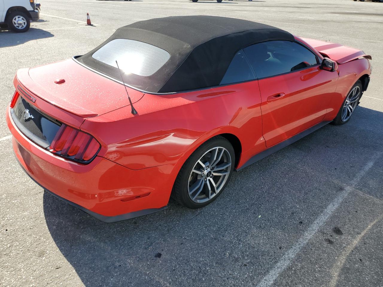 1FATP8UH1G5328814 2016 Ford Mustang