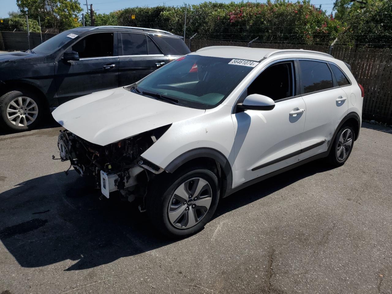 KNDCB3LC6H5044050 2017 Kia Niro Fe