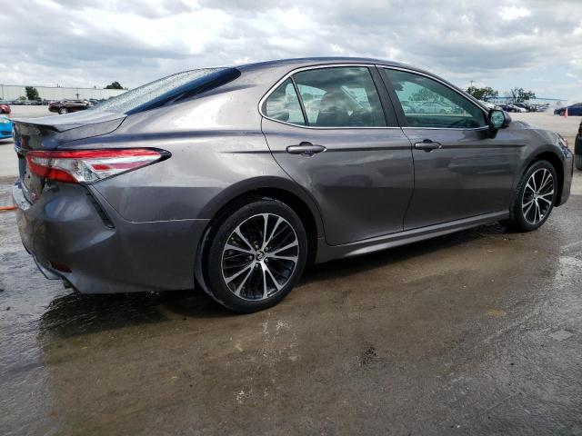 2018 Toyota Camry L VIN: 4T1B11HK4JU617344 Lot: 55597344