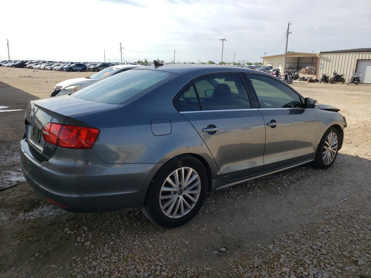 3VWLZ7AJ8BM307044 2011 Volkswagen Jetta Sel