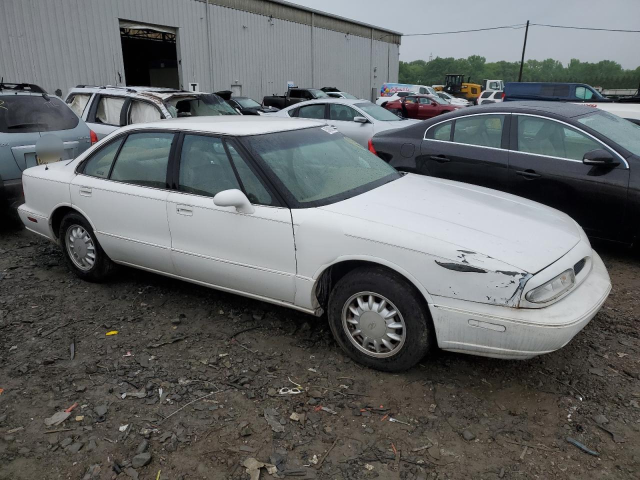 1G3HN52K4W4816534 1998 Oldsmobile 88 Base