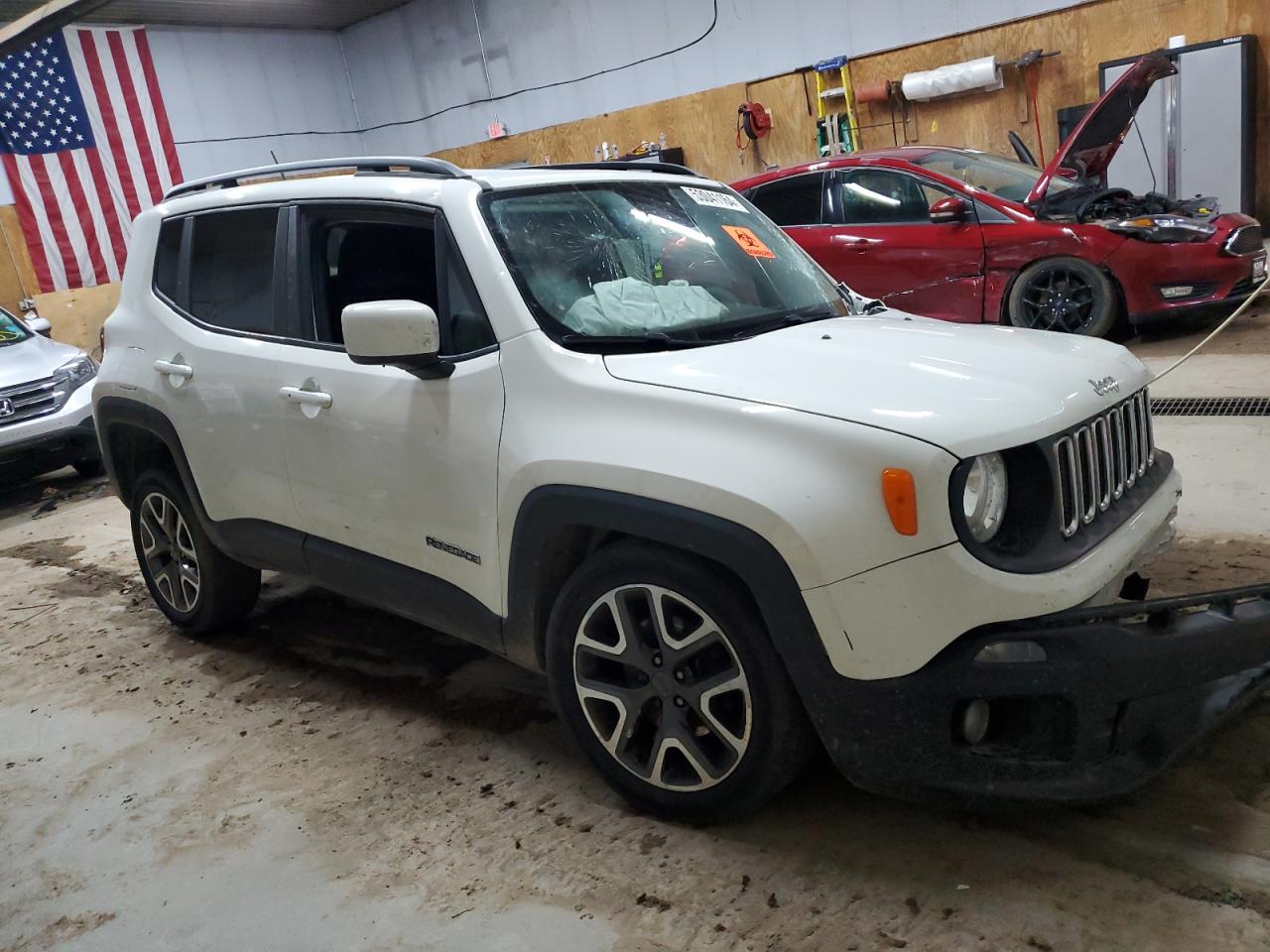 2017 Jeep Renegade Latitude vin: ZACCJBBB3HPF49198