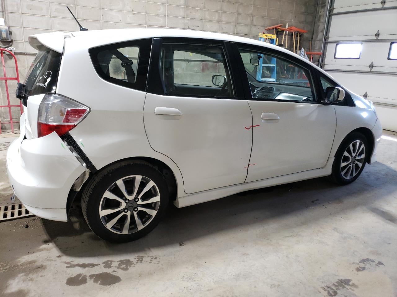 JHMGE8H52DC072335 2013 Honda Fit Sport