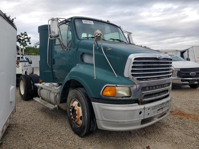 Lot #2537662979 2010 STERLING TRUCK A 9500 salvage car