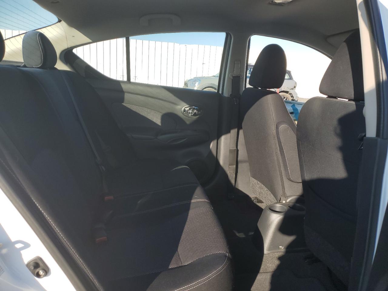 3N1CN7AP7FL822733 2015 Nissan Versa S