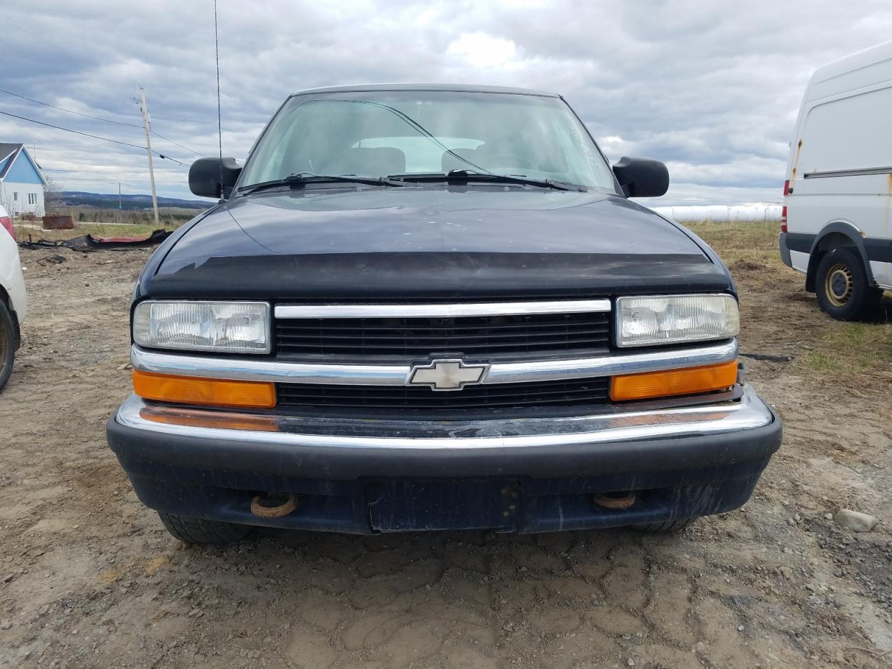 1GNCT18W6XK102010 1999 Chevrolet Blazer