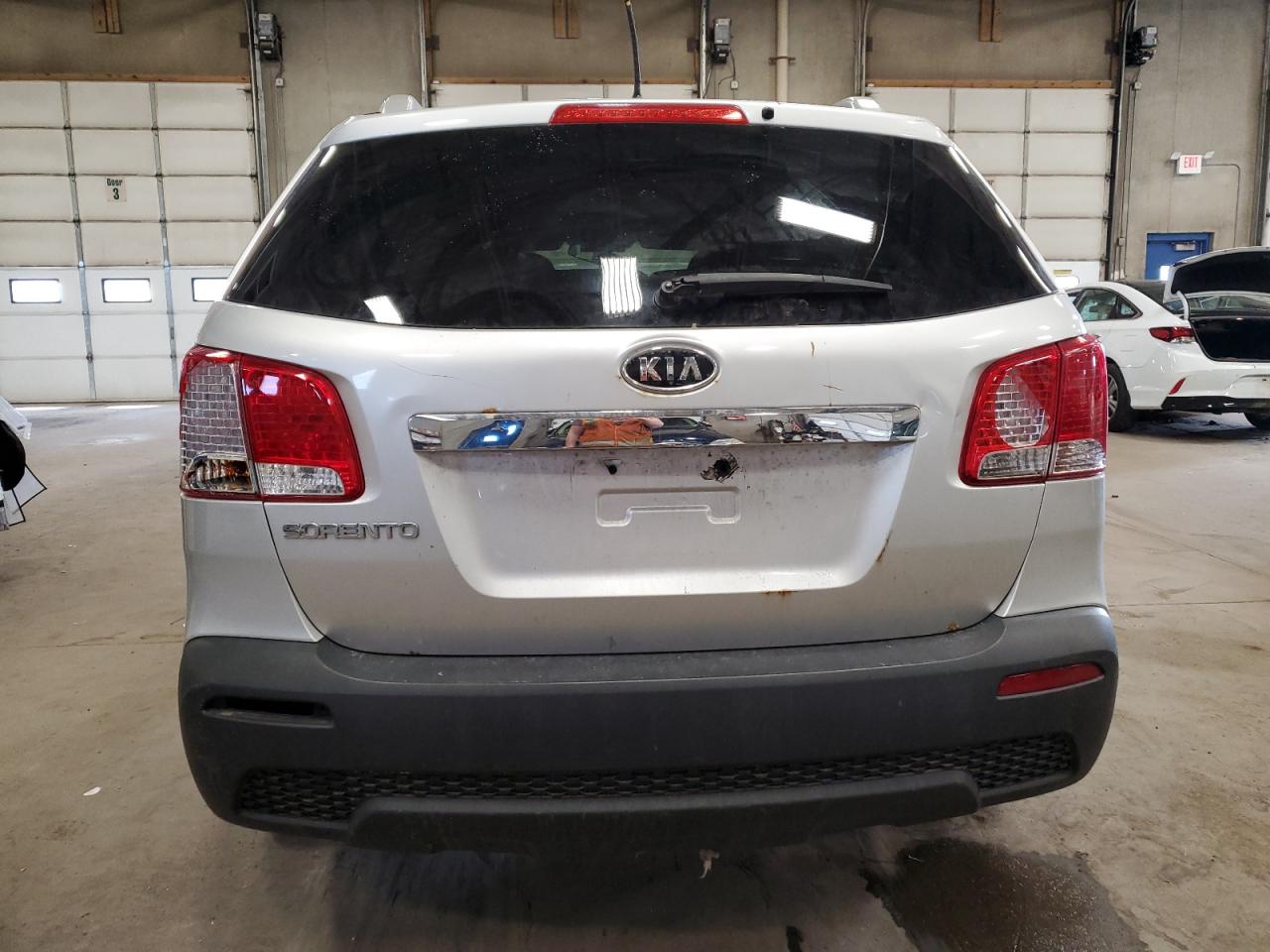 2013 Kia Sorento Lx vin: 5XYKTDA28DG319055