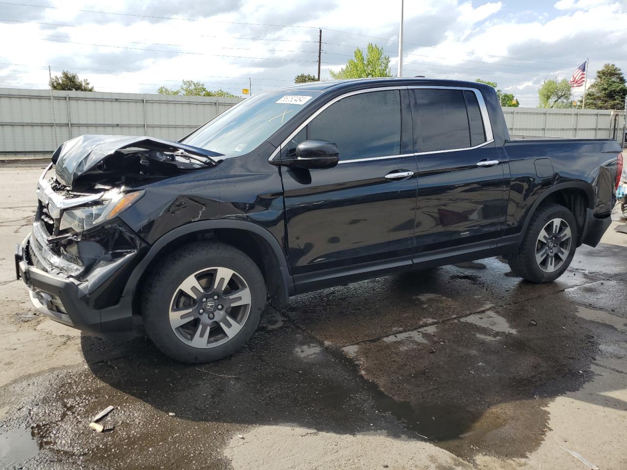 2019 Honda Ridgeline Rtl vin: 5FPYK3F77KB015903