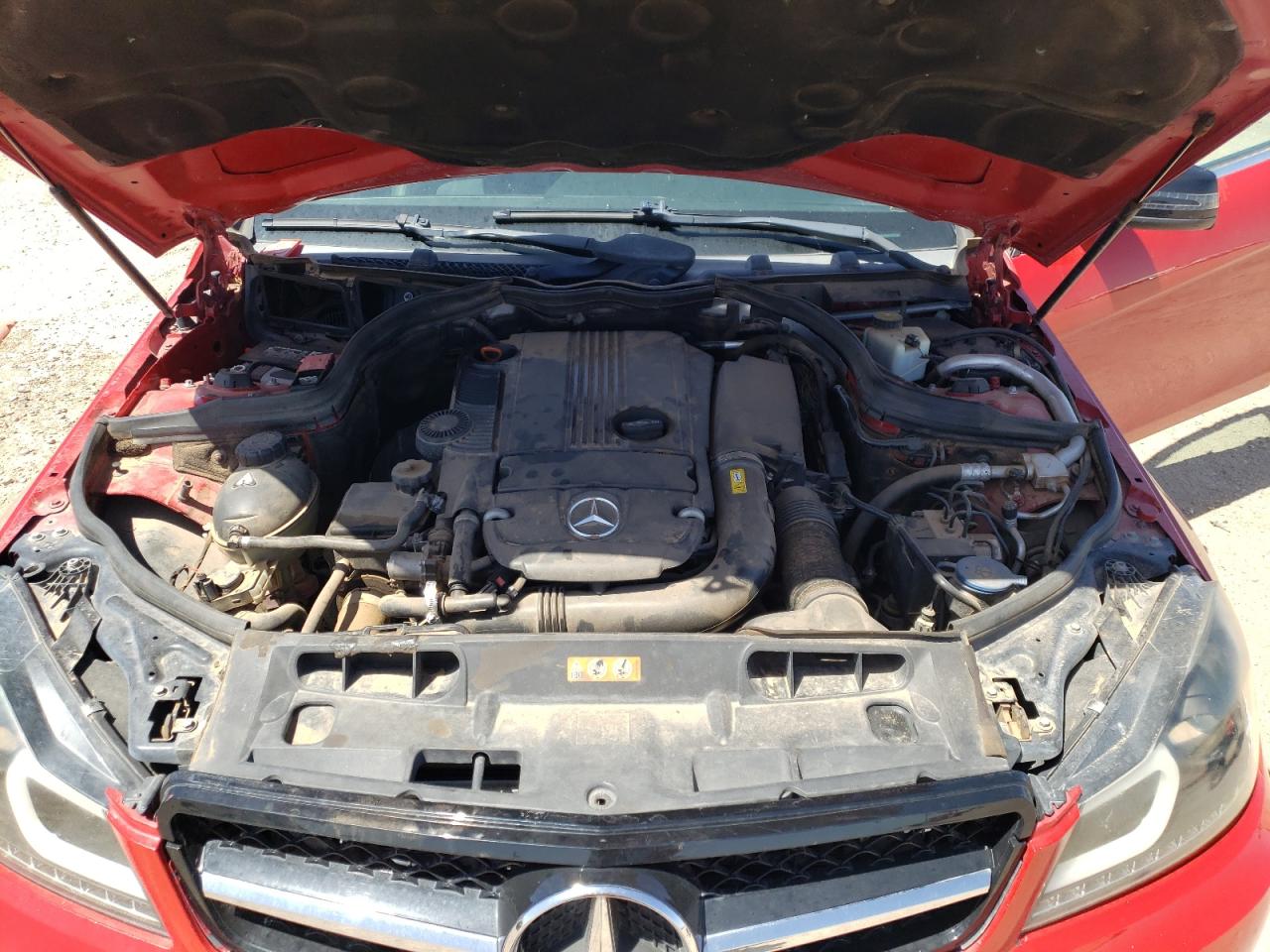 WDDGJ4HB4DG057748 2013 Mercedes-Benz C 250