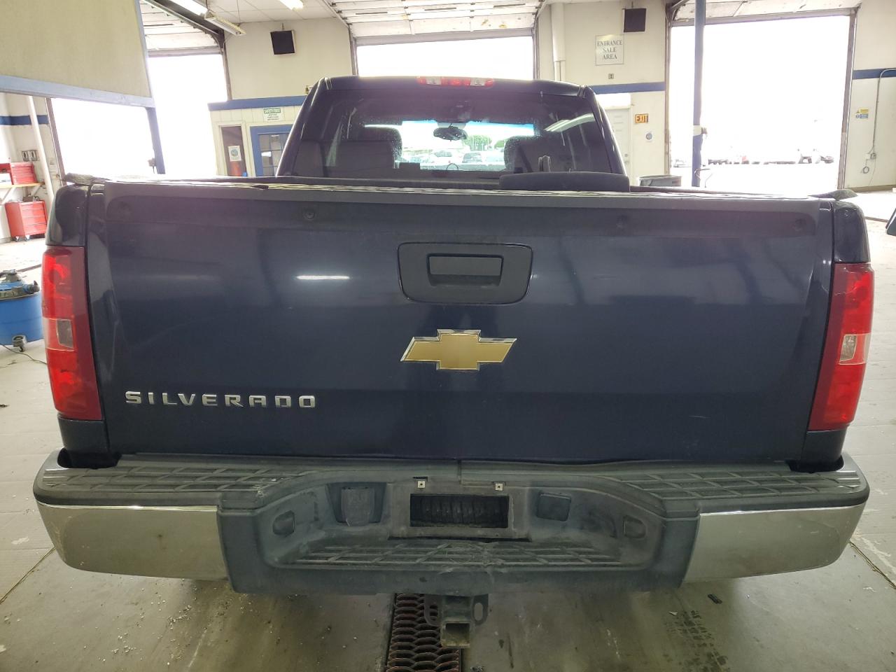 1GCRKREA4BZ419068 2011 Chevrolet Silverado K1500 Ls