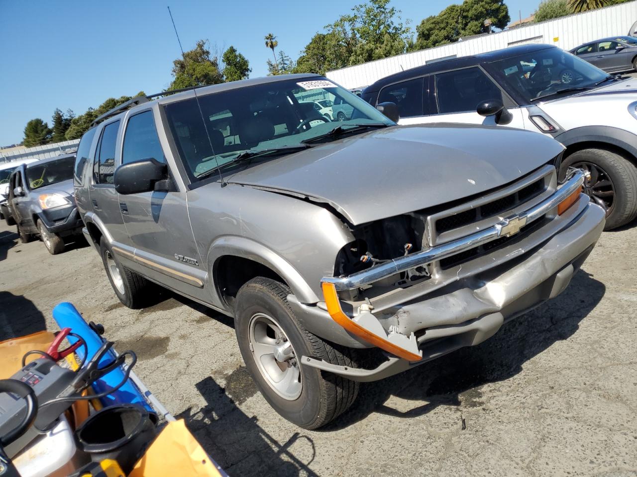 1GNCS13W42K169983 2002 Chevrolet Blazer