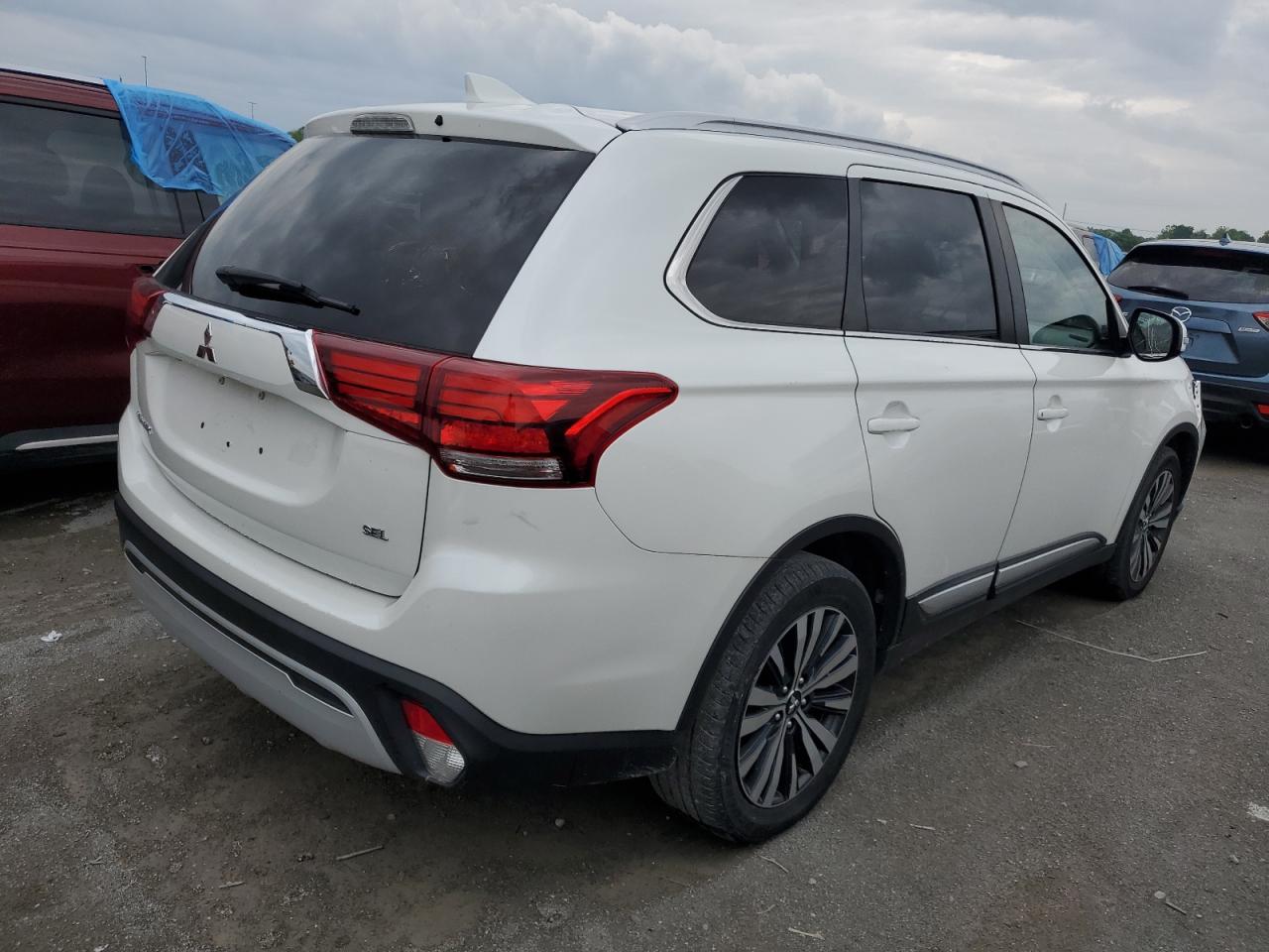 JA4AD3A38LZ030490 2020 Mitsubishi Outlander Se