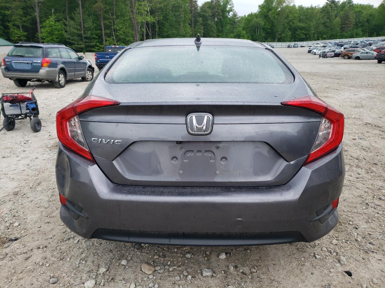 19XFC2F77JE201923 2018 Honda Civic Ex