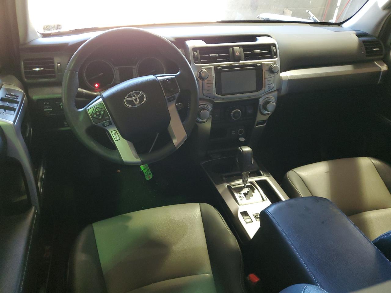 JTEBU5JR6K5674940 2019 Toyota 4Runner Sr5